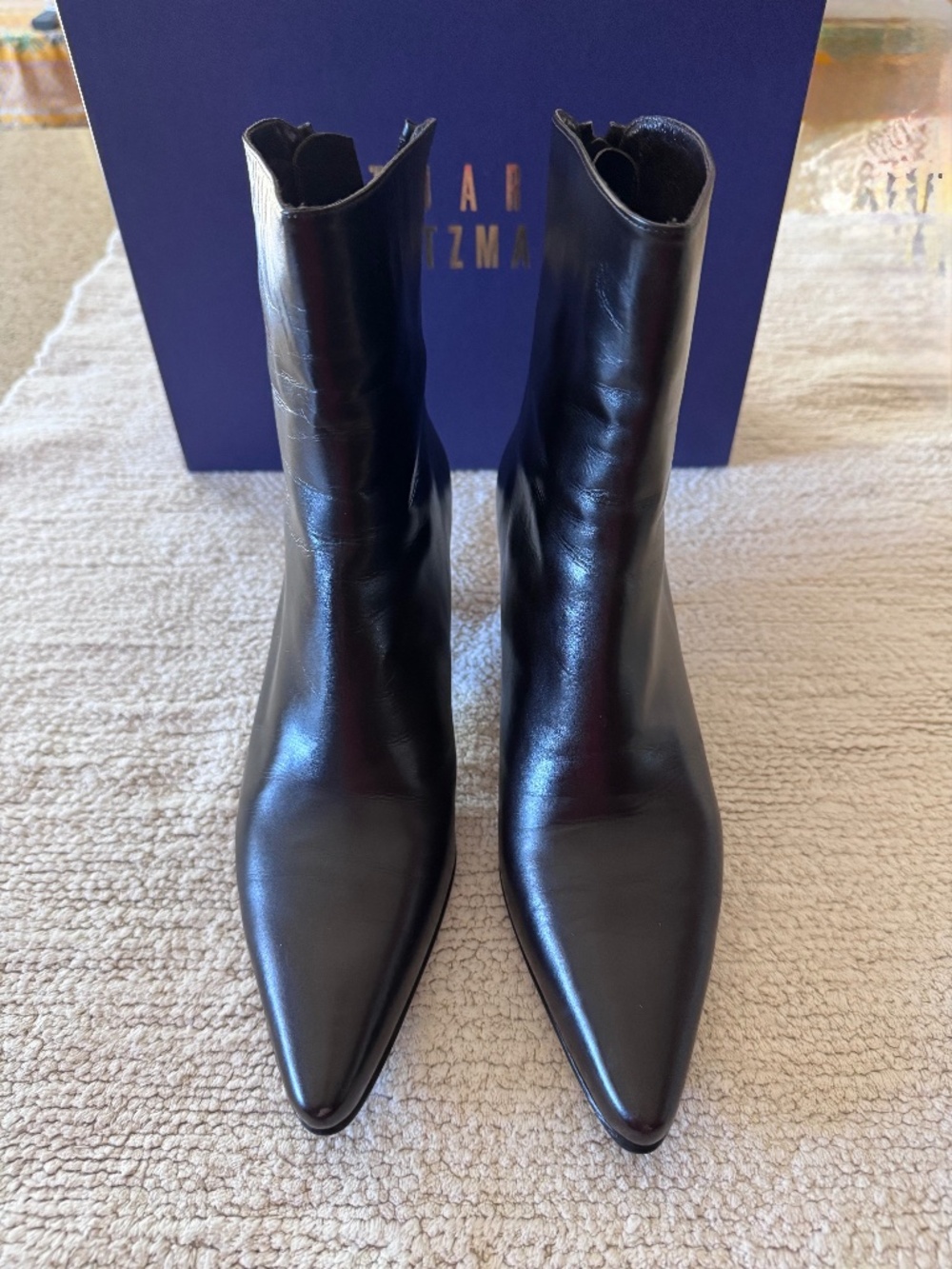 Stuart Weitzman Leather Ankle Bootie Women's 8M Dark Brown Back Zip 2" heel